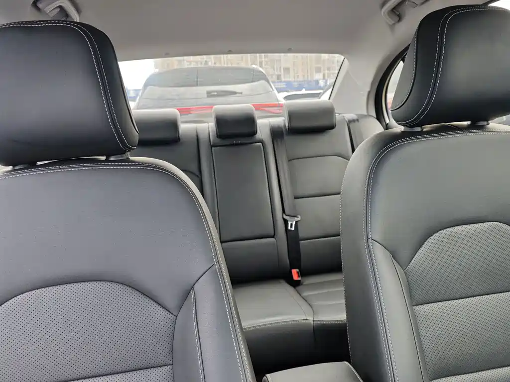 Geely Emgrand — миниатюра 12