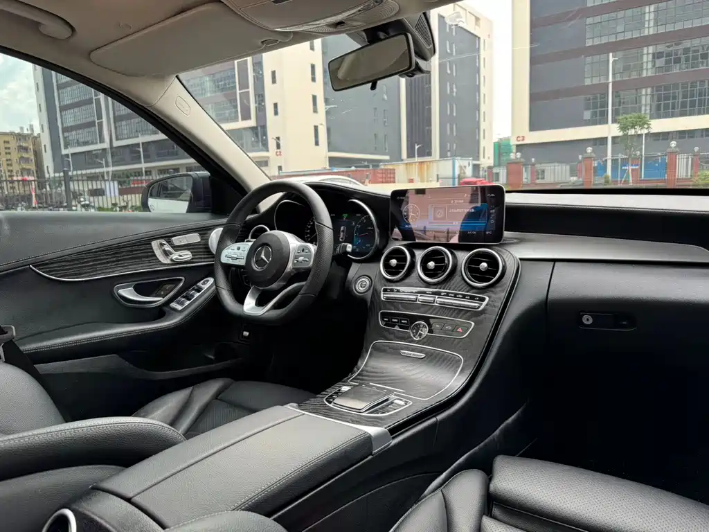 Mercedes-Benz C-Class — миниатюра 38