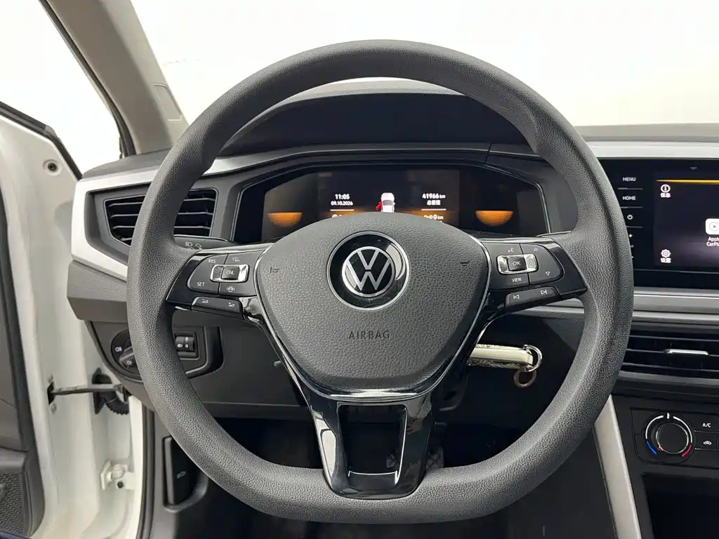 Volkswagen Polo — миниатюра 13