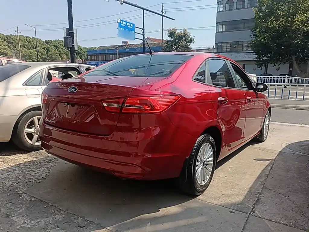 Ford Escort — миниатюра 7
