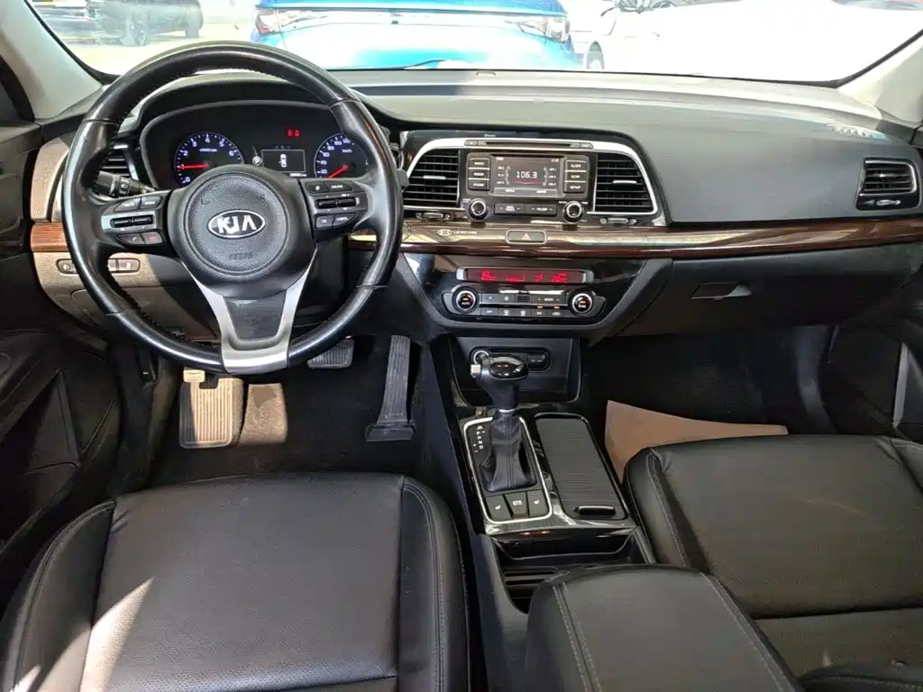 Kia K4 — миниатюра 10