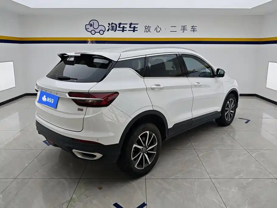 Geely Binyue — миниатюра 3