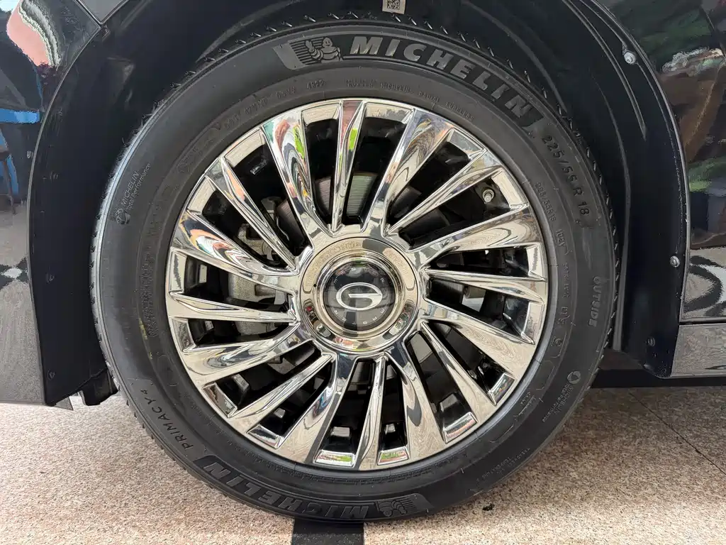 GAC M8 2021 390T Premium