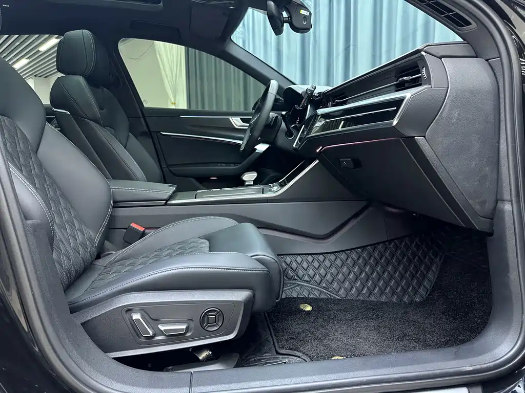 Audi A6L — миниатюра 21