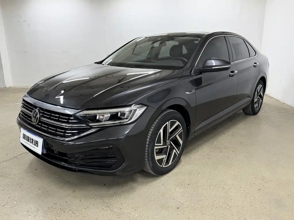 Volkswagen Sagitar 2022