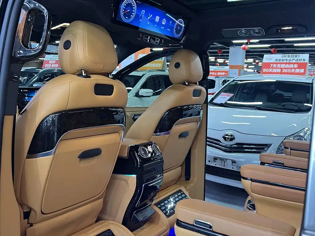 Mercedes-Benz V-Class — миниатюра 19
