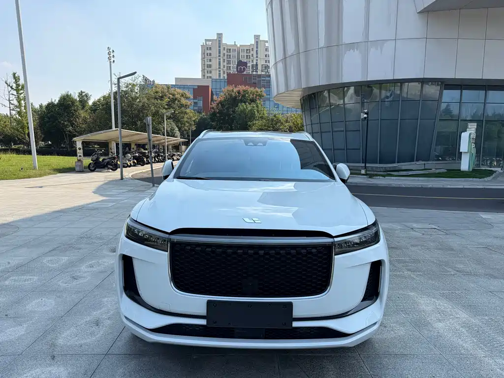 Li Auto Li ONE — миниатюра 2
