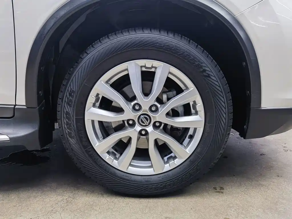 Nissan X-Trail — миниатюра 14
