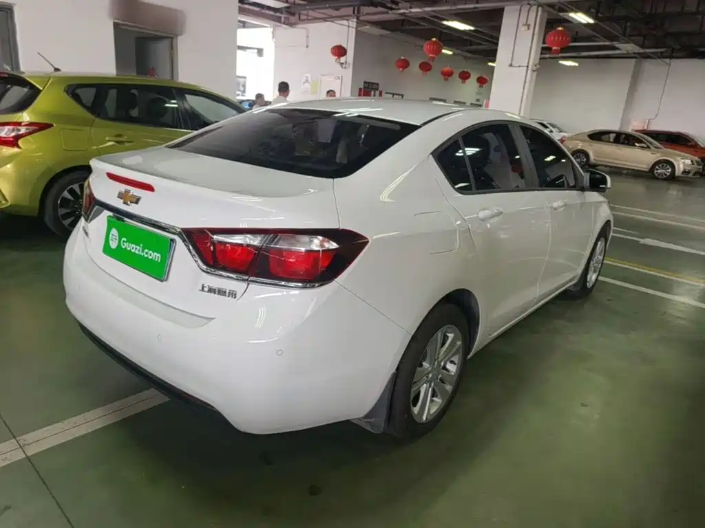 Chevrolet Cruze — миниатюра 7