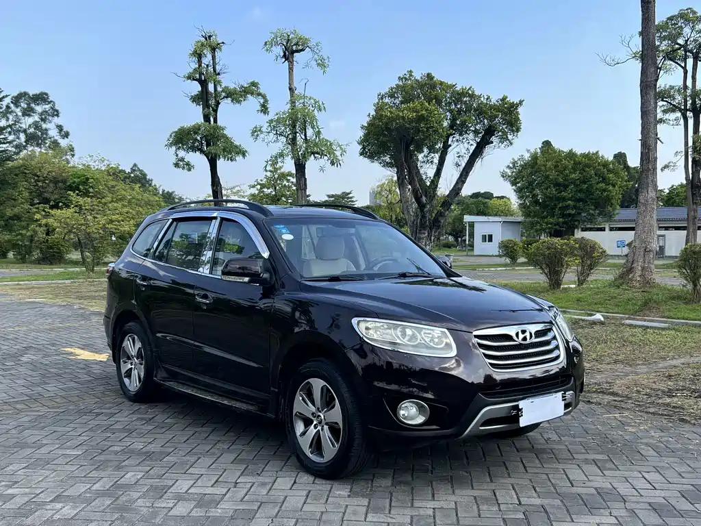 Hyundai Santa Fe — миниатюра 3