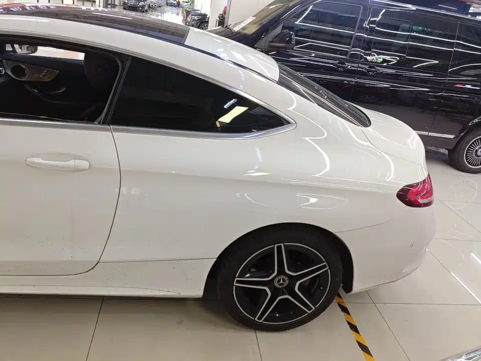 Mercedes-Benz C-Class (Import) — миниатюра 7
