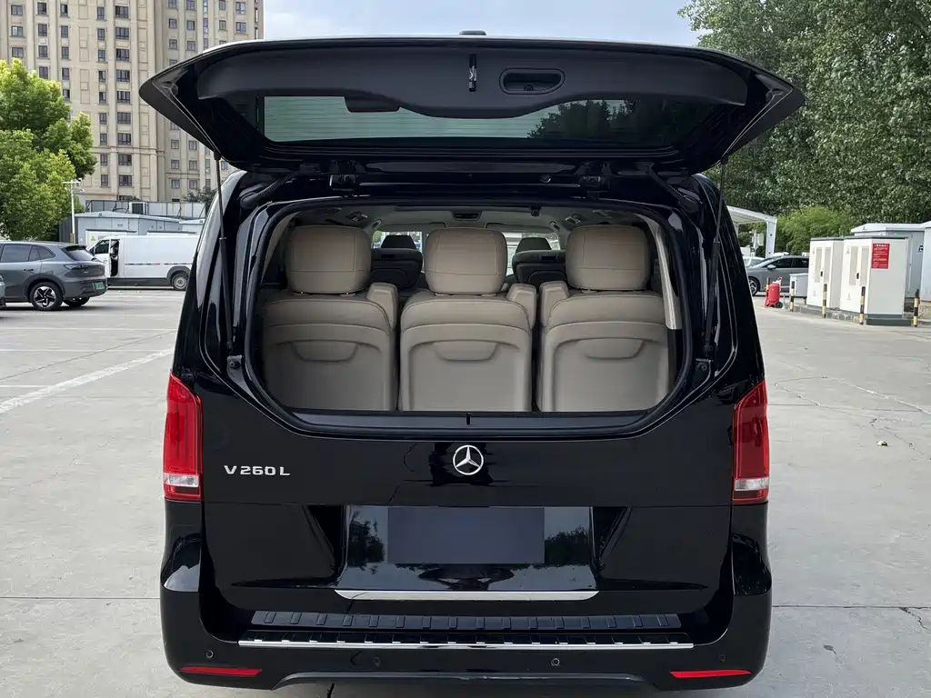 Mercedes-Benz V-Class — миниатюра 4