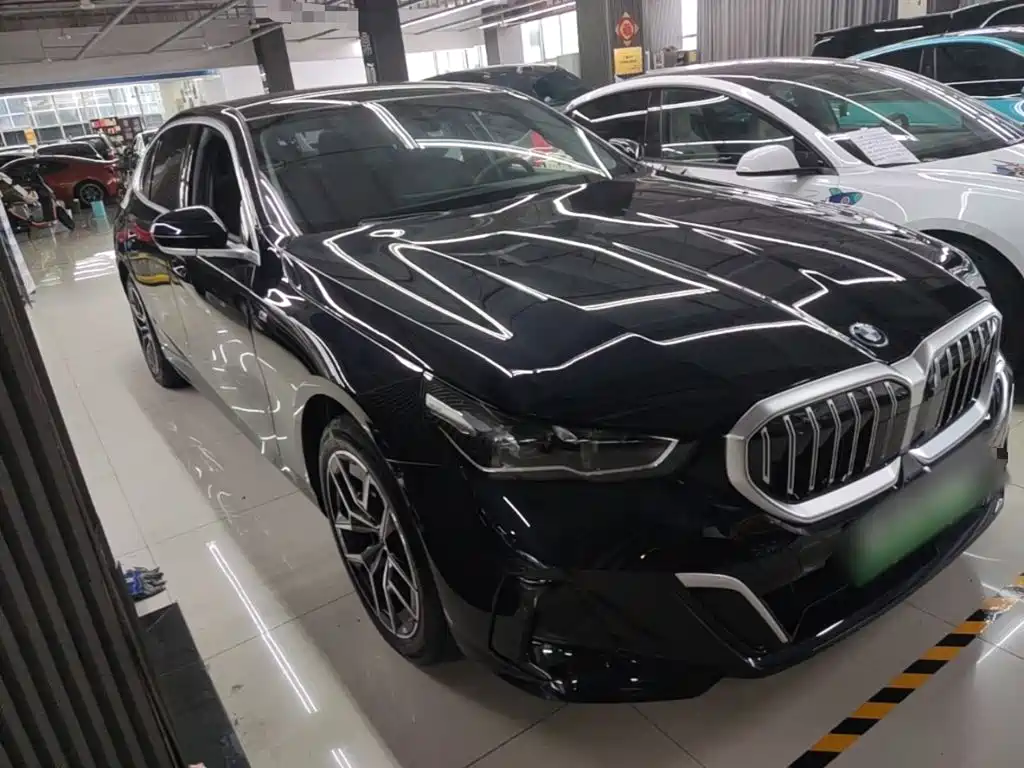 BMW i5 — миниатюра 4