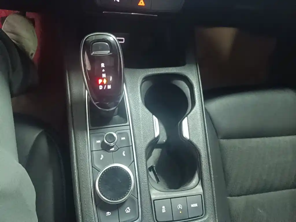 Cadillac XT4 — миниатюра 14