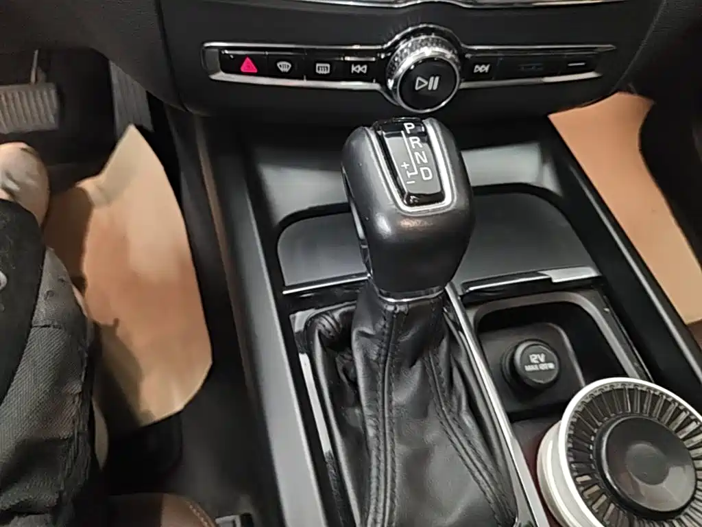 Volvo XC60 — миниатюра 14