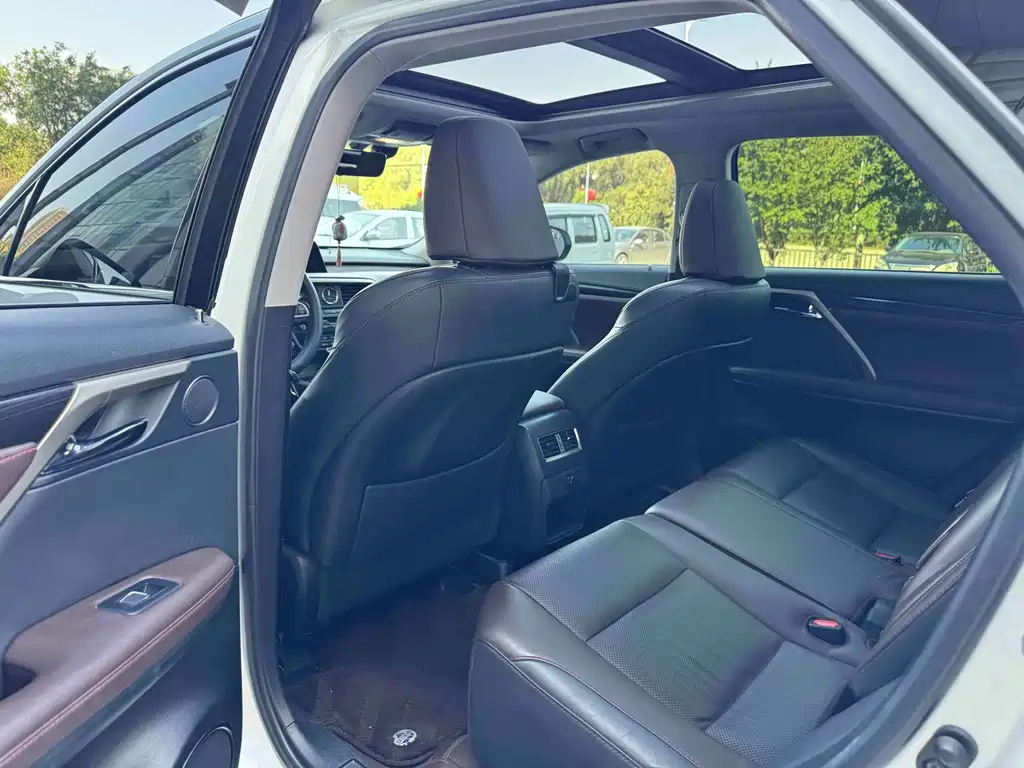 Lexus RX — миниатюра 7