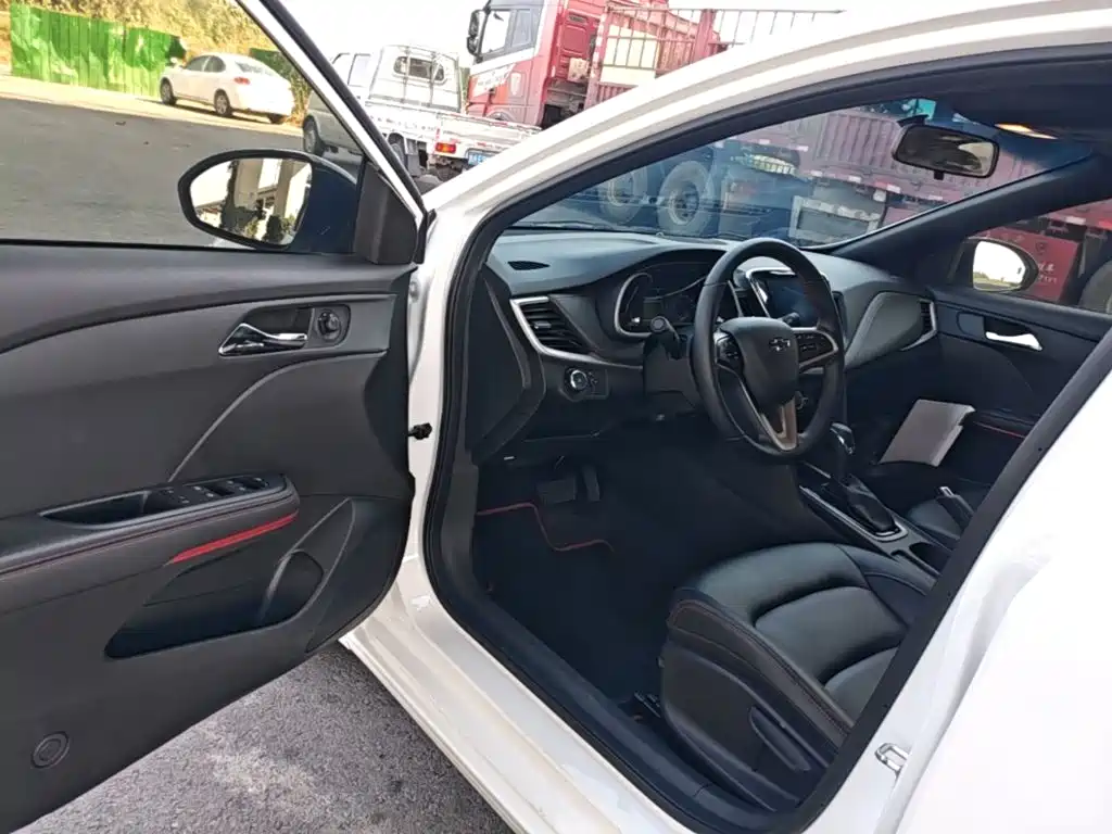 Chevrolet Monza — миниатюра 16