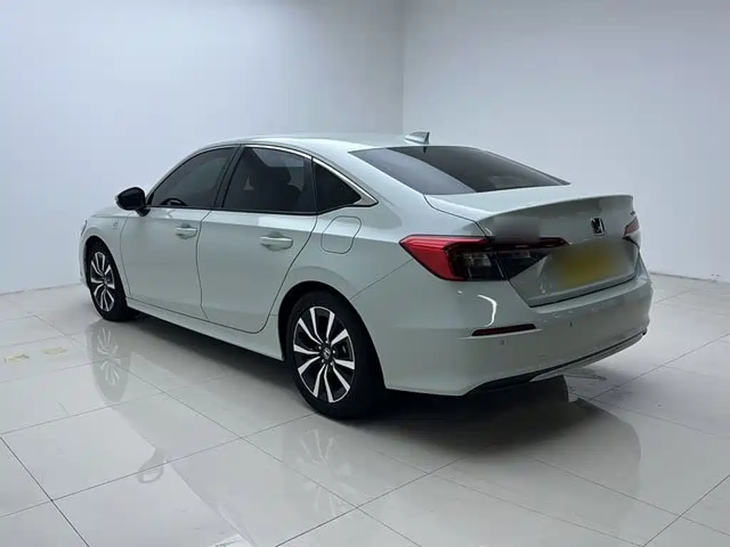 Honda Civic — миниатюра 12
