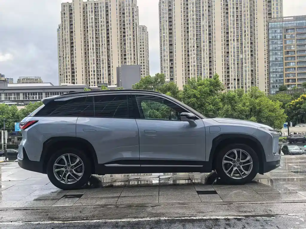 NIO ES6 — миниатюра 4