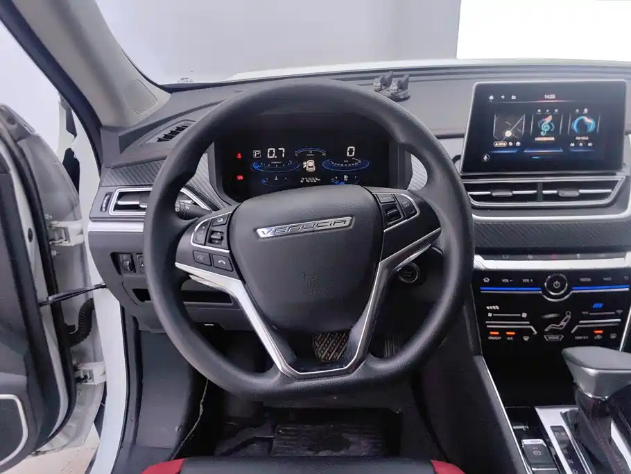 Venucia T60 — миниатюра 15