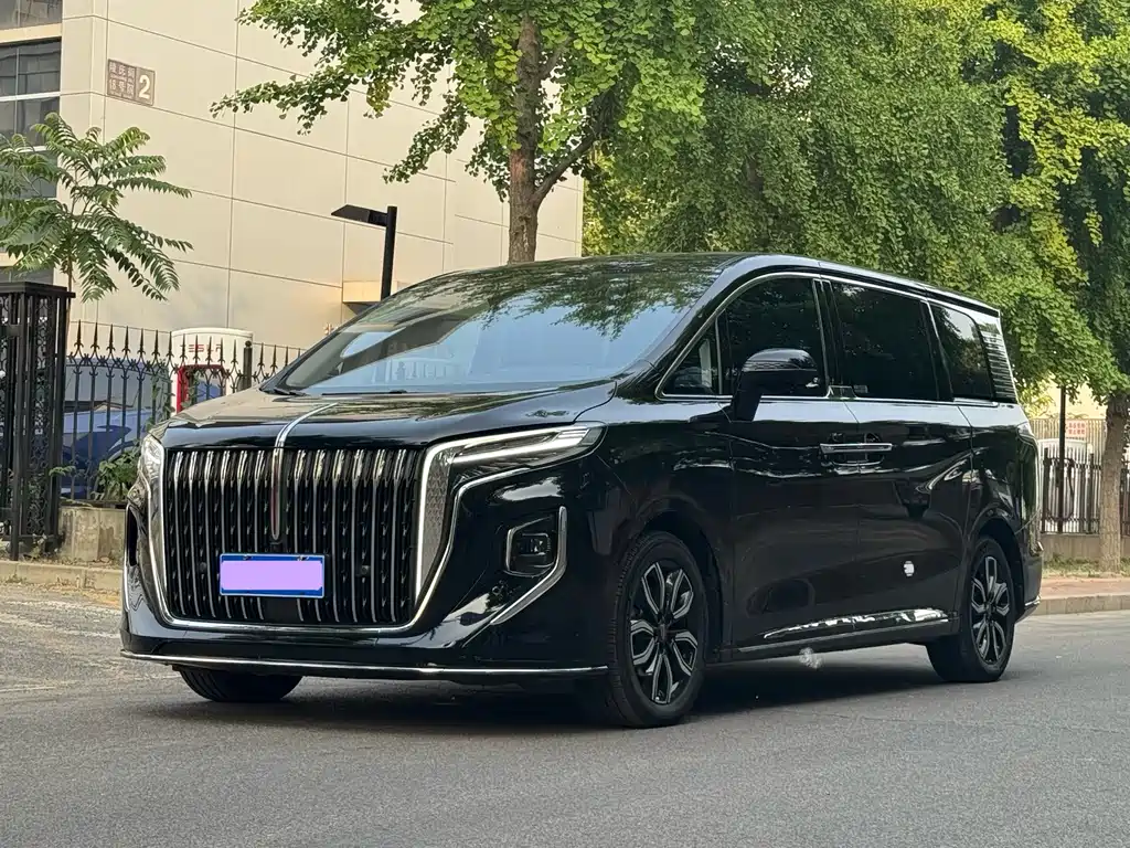 Hongqi HQ9 2023 2.0T
