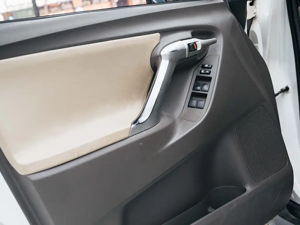 Toyota Verso — миниатюра 15