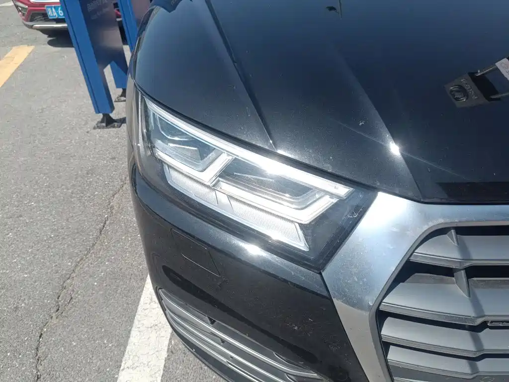 Audi Q5L — миниатюра 7