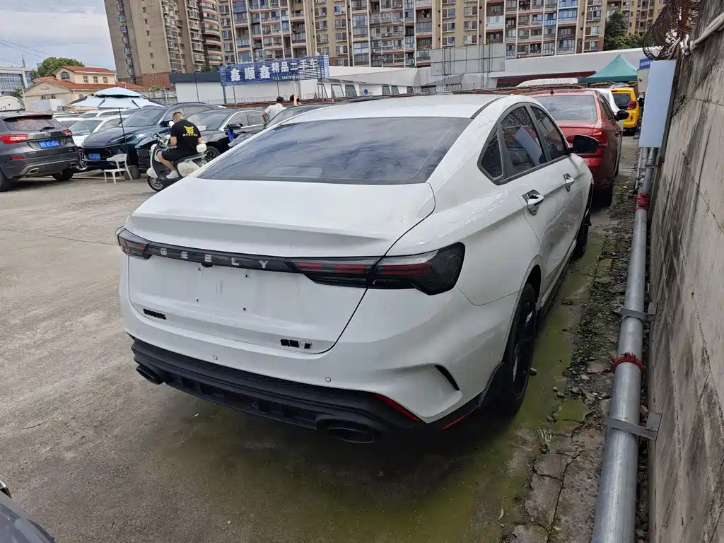 Geely Binrui — миниатюра 16