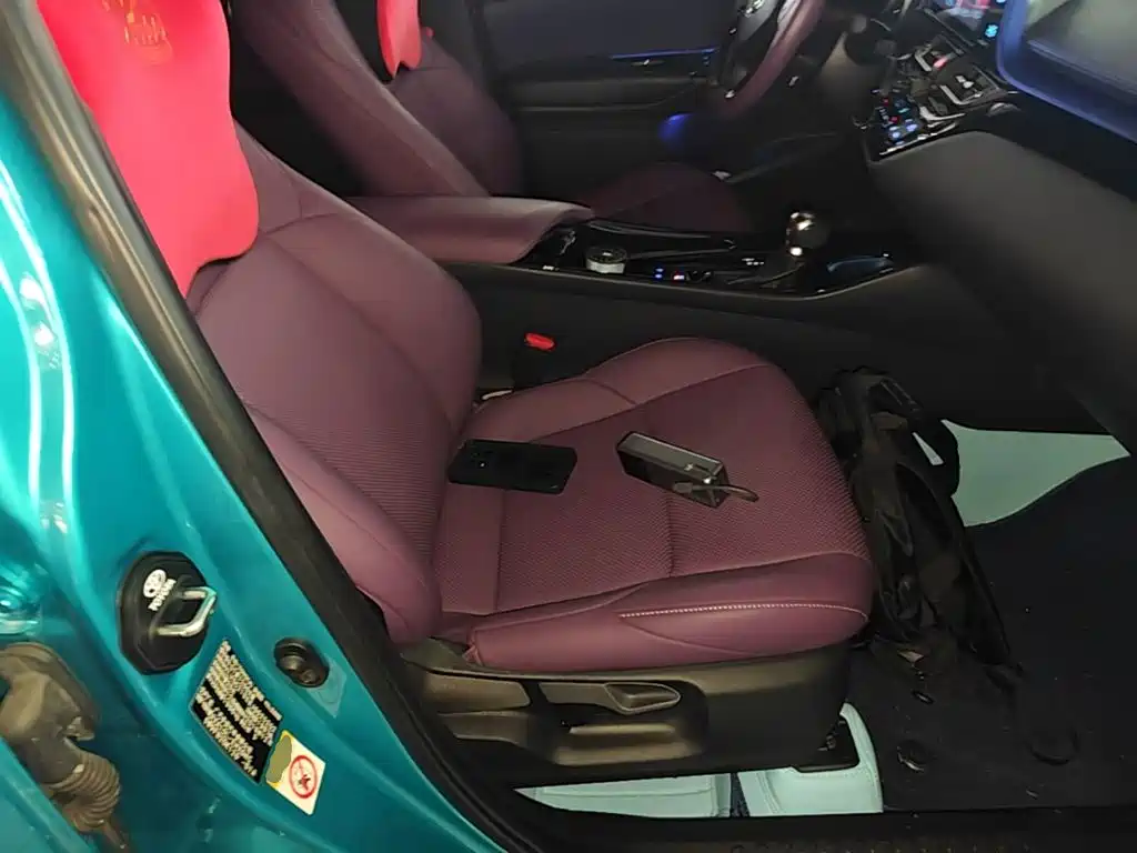 Toyota C-HR — миниатюра 25