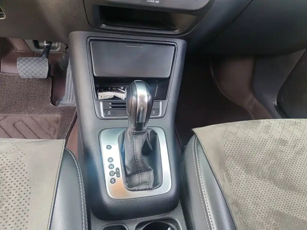 Volkswagen Tiguan — миниатюра 14