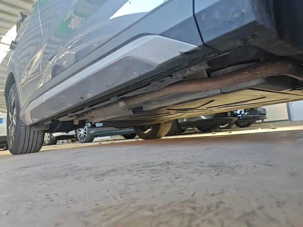 BYD L DM-i — миниатюра 21