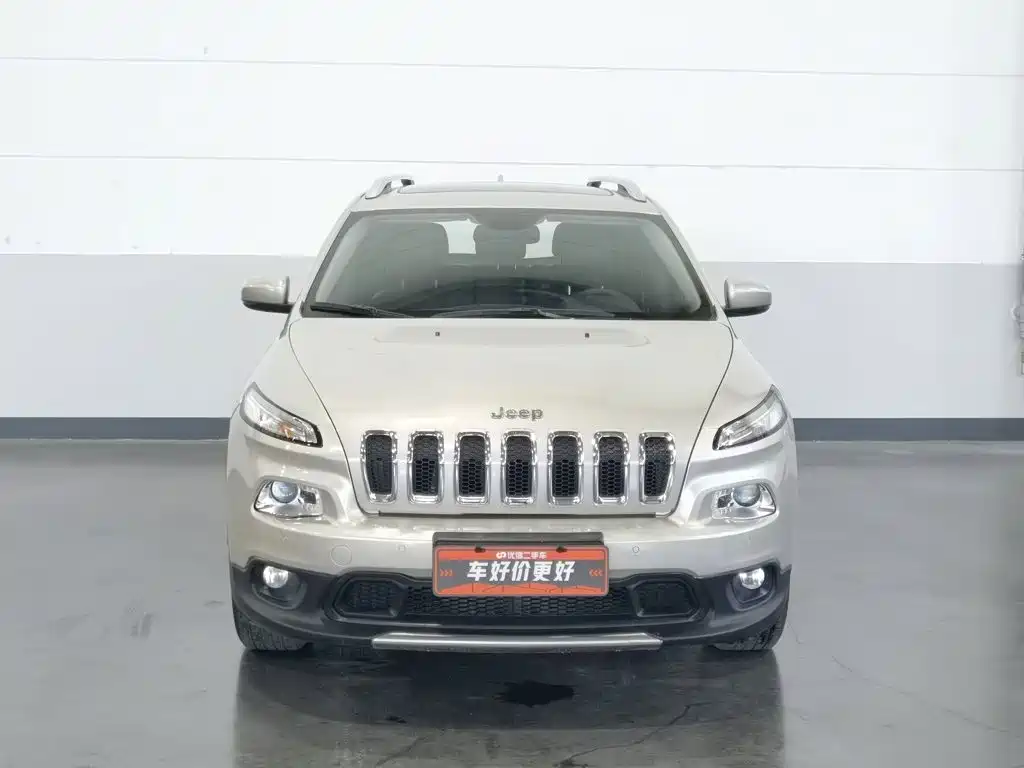 Jeep Cherokee — миниатюра 3