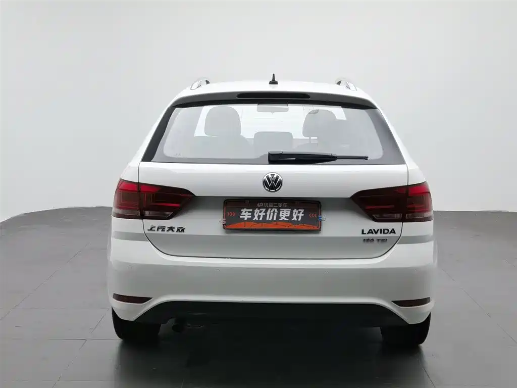 Volkswagen Gran Lavida 2017 180TSI DSG Comfort