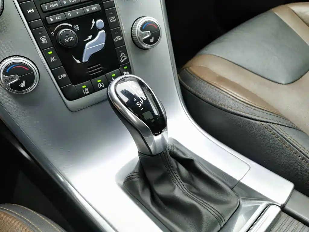Volvo XC60 — миниатюра 13