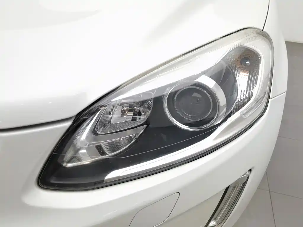 Volvo XC60 — миниатюра 7