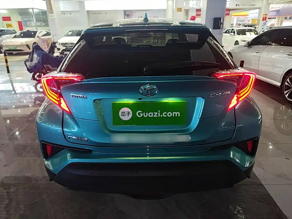 Toyota C-HR — миниатюра 6