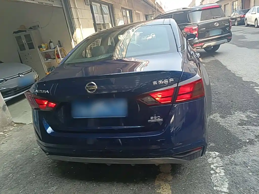 Nissan Teana — миниатюра 6