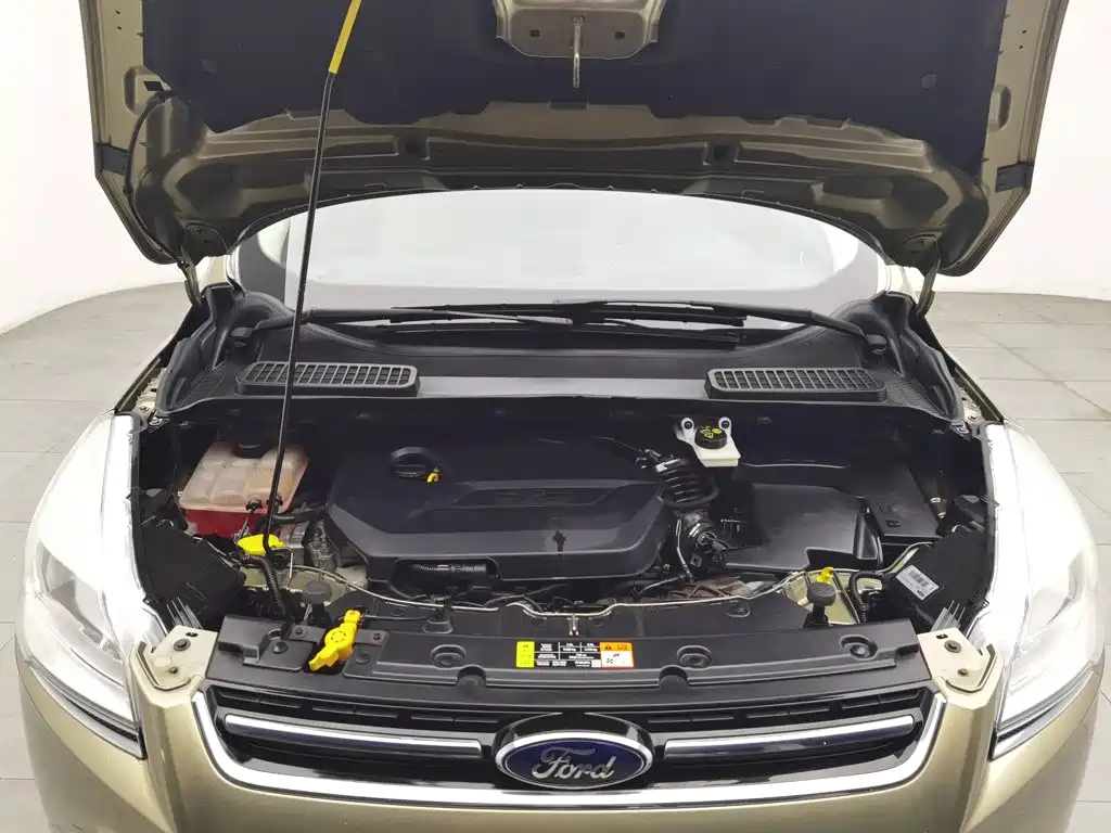Ford Kuga — миниатюра 6