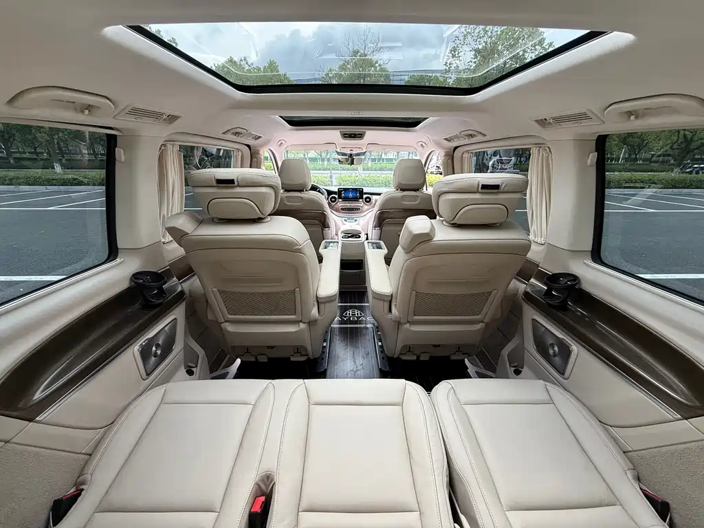 Mercedes-Benz V-Class — миниатюра 14