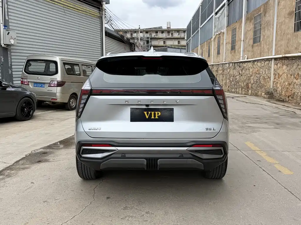 Geely Boyue L — миниатюра 15