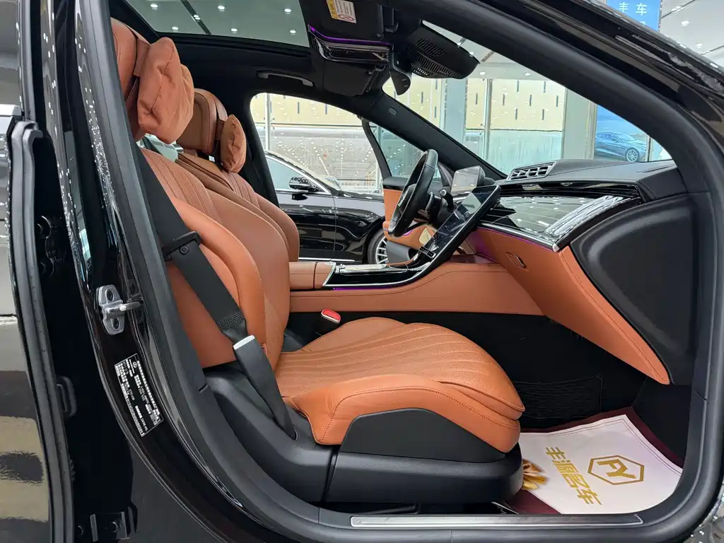 Mercedes-Benz S-Class — миниатюра 7