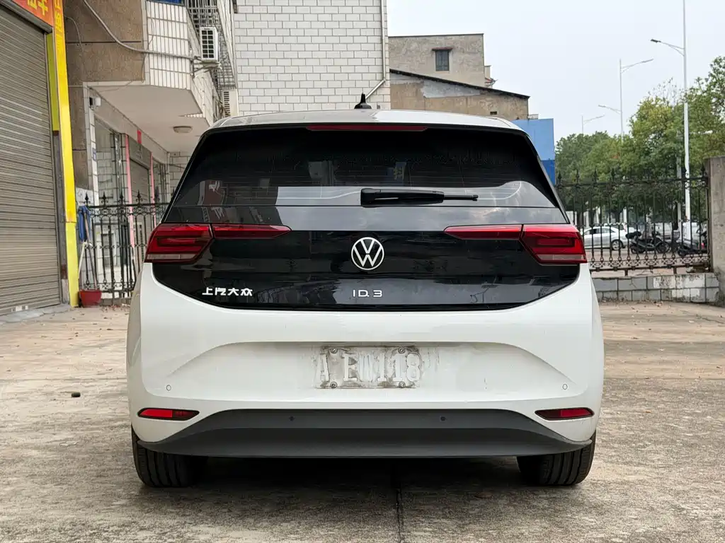 Volkswagen ID.3 — миниатюра 6