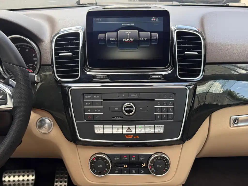 Mercedes-Benz GLE AMG — миниатюра 11