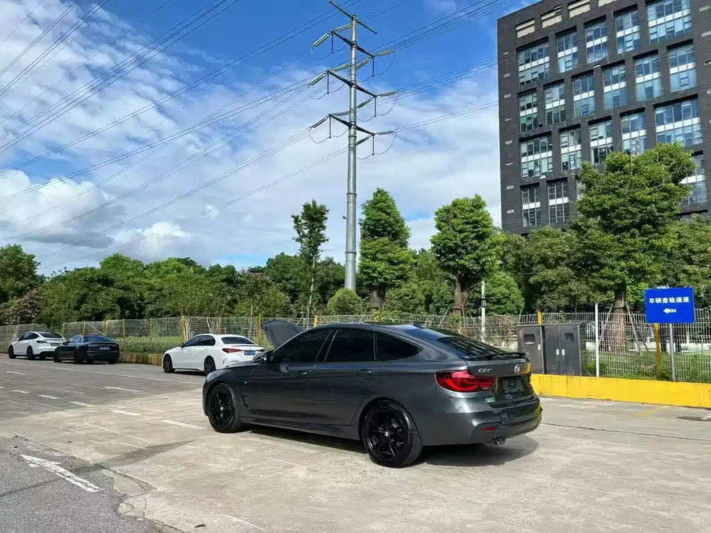 BMW 3 Series GT — миниатюра 7