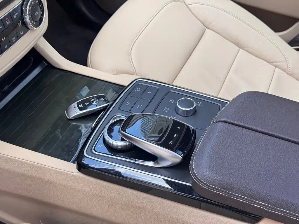 Mercedes-Benz GLE AMG — миниатюра 13
