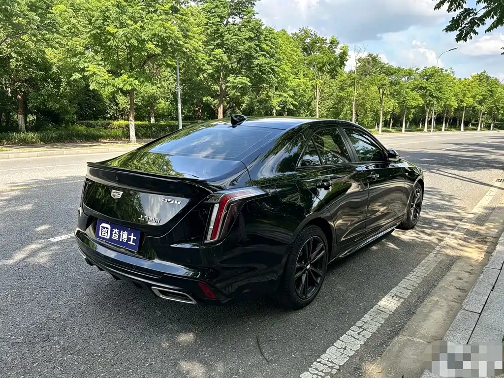 Cadillac CT4 — миниатюра 5