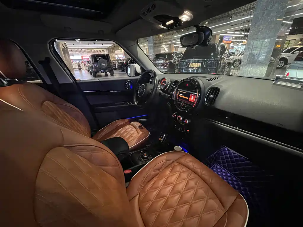 MINI Mini Countryman — миниатюра 8