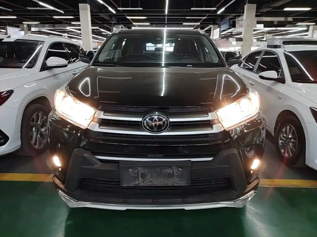 Toyota Highlander — миниатюра 3