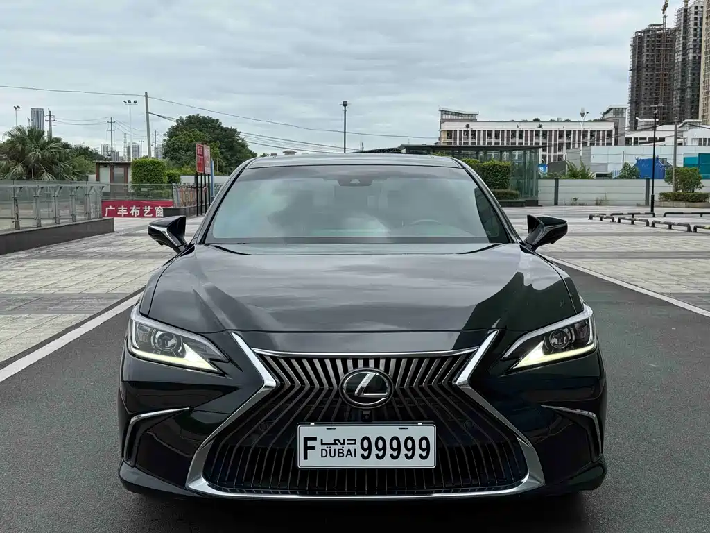 Lexus ES — миниатюра 2