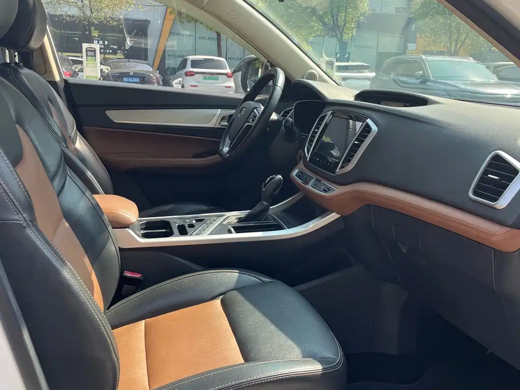 Geely Vision X6 — миниатюра 4